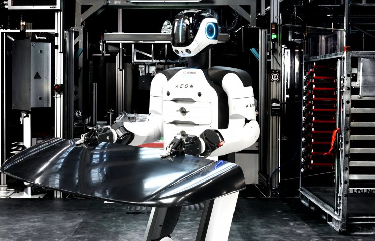 30 000 ავტომობილი 10 თვეში | BMW-ს წარმოებაში ჰუმანოიდი რობოტების გამოყენებას იწყებს