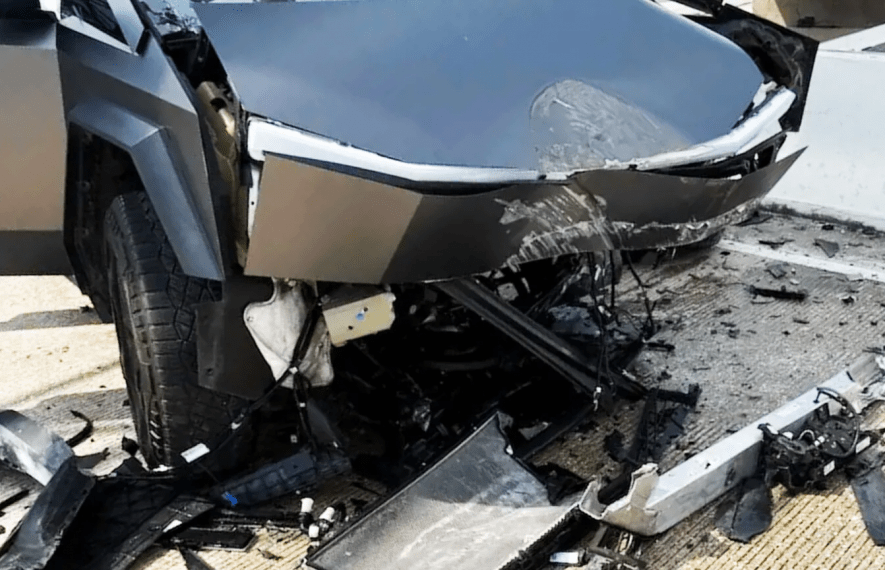 პიკაპი, ელექტრომობილი, ტესლა, უბედური შემთხვევა, ტესლა საიბერთრაქი, სარჩელი