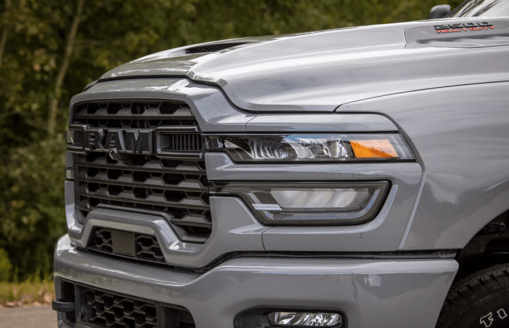 Ram-ი ახალი სატვირთოების შეკვეთებს ვეღარ აუდის