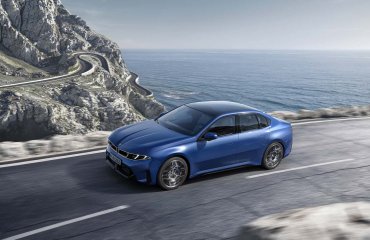 BMW-მ ახალი i3 წარადგინა, რომელმაც მე-3 სერიის მემკვიდრეობა უნდა გადაიბაროს