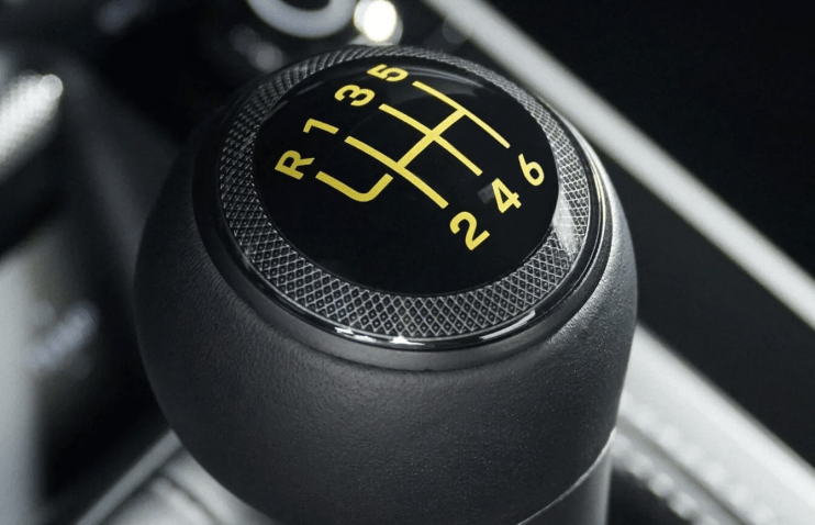 მექანიკური გადაცემათა კოლოფი ისტორიას ბარდება: გაერთიანებული სამეფოს ბაზრის მონაცემები