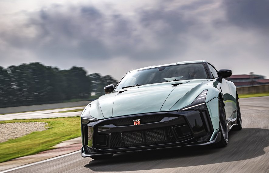 ნისანი, ნისან ჯითი-არი, სპორტქარი