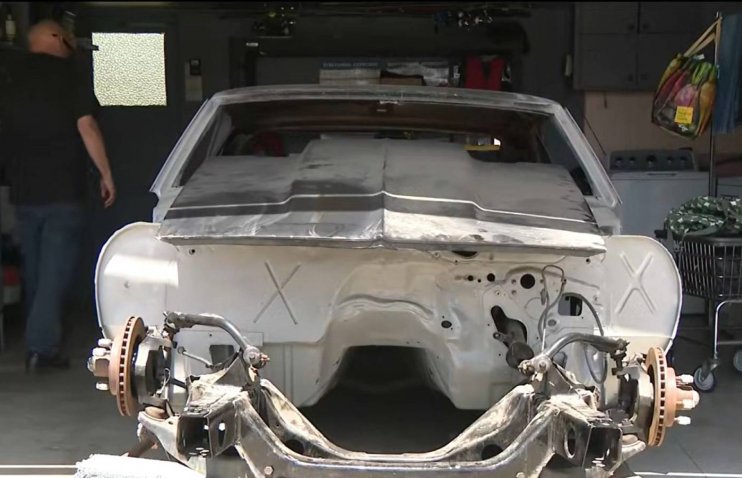 მოპარვიდან 17 წლის შემდეგ ნაპოვნი რელიქვია | 1969 წლის Chevy Camaro პატრონს დაუბრუნდა