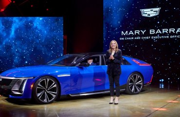 Tesla-ს ყოფილი მენეჯერი GM-ის ყველაზე მაღალანაზღაურებადი CEO-ს ნაცვლად? | $40-მილიონიანი ფსონის დეტალები