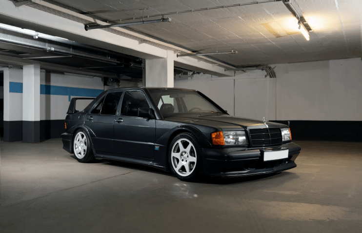 ლეგენდა მონაკოში | Mercedes-Benz 190E Evo II სოთბის აუქციონზე იყიდება