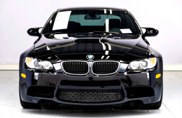 კოლექციონერმა (თითქმის) სტანდარტულ BMW M3-ში მოულოდნელად დიდი თანხა გადაიხადა