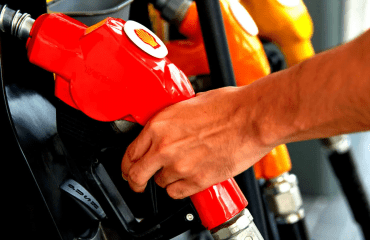 აშშ-ის ბაზარზე საწვავის ფასები ისტორიულ მაქსიმუმს მიუახლოვდა