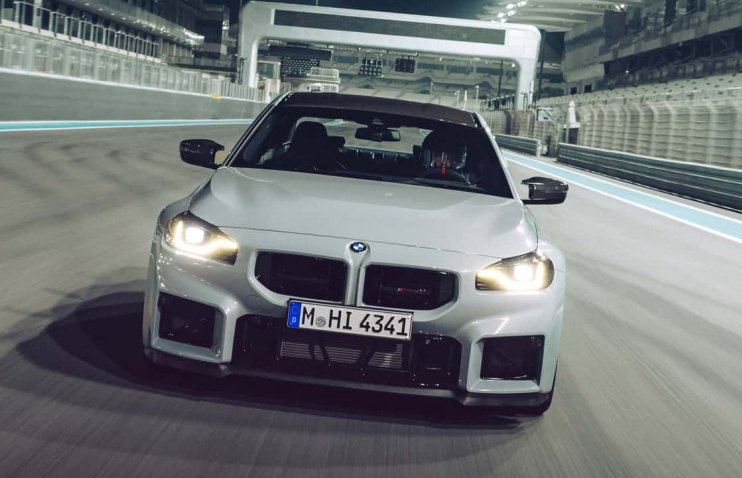 BMW-ს ახალი აალების სისტემა: BMW სერიულ მოდელებში სარბოლო ტექნოლოგიების დანერგვას განაგრძობს
