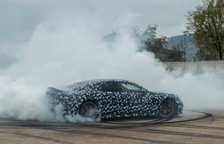 AMG-ის ელექტრო GT თავის V8 ძრავის ჟღერადობას Charger Daytona-ზე უკეთ „აყალბებს“