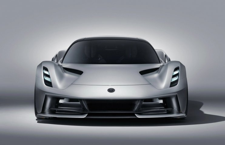 Lotus-ის ხელმძღვანელმა შემთხვევით თავისივე ჰიპერქარს „საშუალო დონის“ მოდელი უწოდა