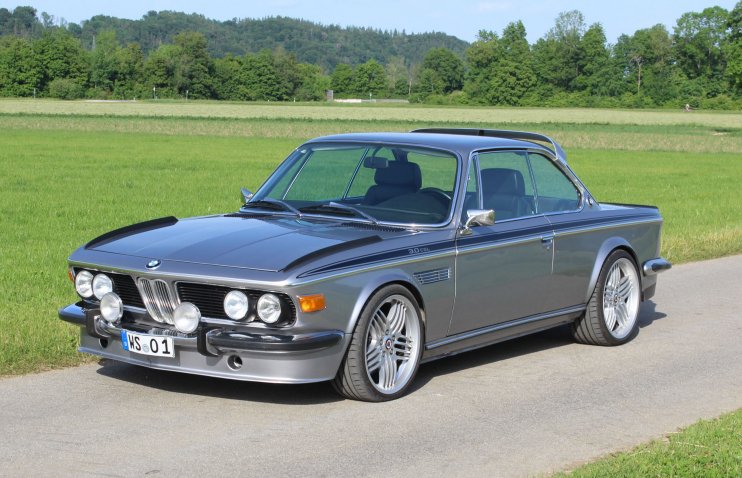 1970-იანი წლების ამ კლასიკური BMW CSL-ის ქვეშ M5 იმალება
