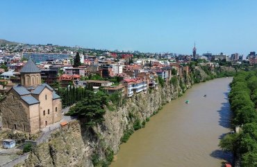 „თბილისში ერთ-ერთი ყველაზე საშიში ადგილი სანაპიროა - სიჩქარე 50 კმ/სთ-მდე უნდა შეიზღუდოს“ | მევლუდ მელაძე ავარიებსა და „შავ წერტილებზე“