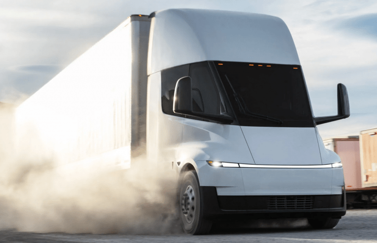 აშშ-ში Tesla Semi გაჩერებულ მანქანას დაეჯახა და ორი ადამიანი იმსხვერპლა
