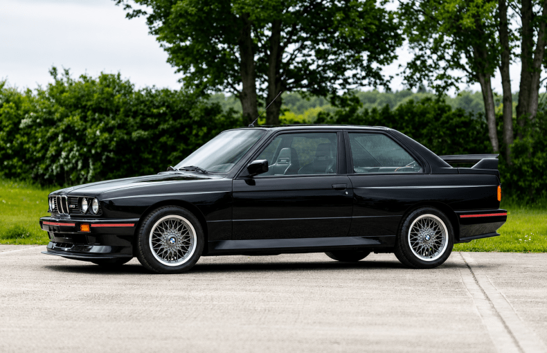 ეს შესანიშნავი BMW M3 E30 აუქციონზე ნახევარ მილიონ დოლარად გაიყიდა