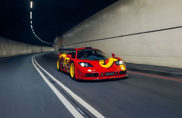 როკის ლეგენდის კუთვნილი McLaren F1 GTR 35 მილიონ დოლარად იყიდება