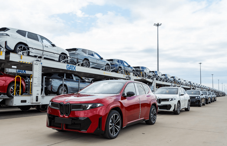 BMW-მ არასრულ ერთ წელიწადში 100 000 iX3 გაყიდა
