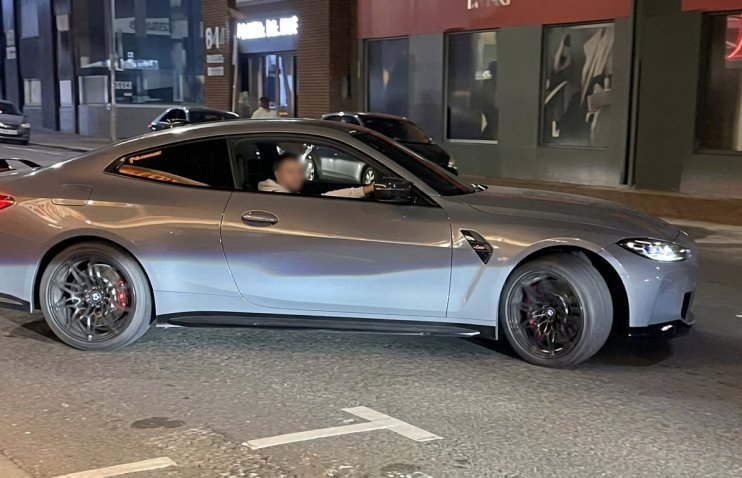 BMW-ის ორი მძღოლი ერთსა და იმავე მანევრს სრულიად განსხვავებულად ასრულებს