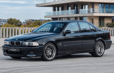 აუქციონზე უნიკალური BMW M5 E39 იყიდება