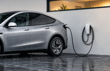 Tesla Model Y და Model 3 ამიერიდან უშუქობაში გენერატორის როლის შესრულებას შეძლებენ