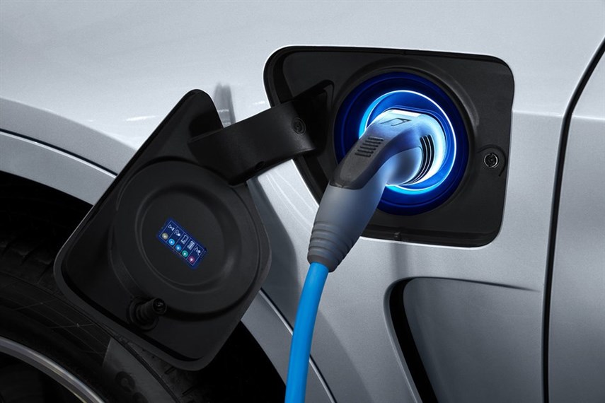 რა განსხვავებაა ჰიბრიდსა და Plug-in ჰიბრიდს შორის?