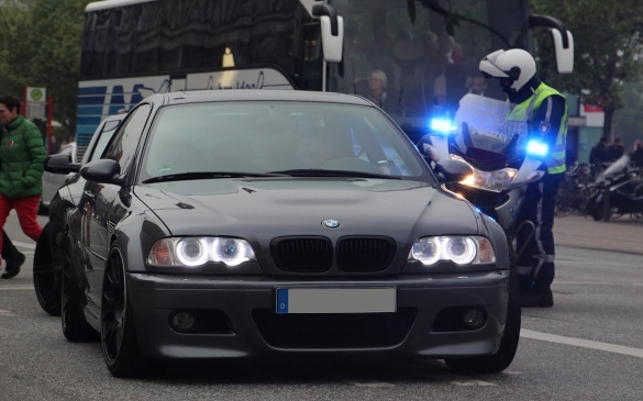 BMW M3 E46-ს მძღოლი პოლიციამ ქუჩაში დრიფტისას გააჩერა