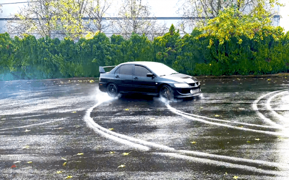 500-ცხენისძალიანი Evo-ს წვალება