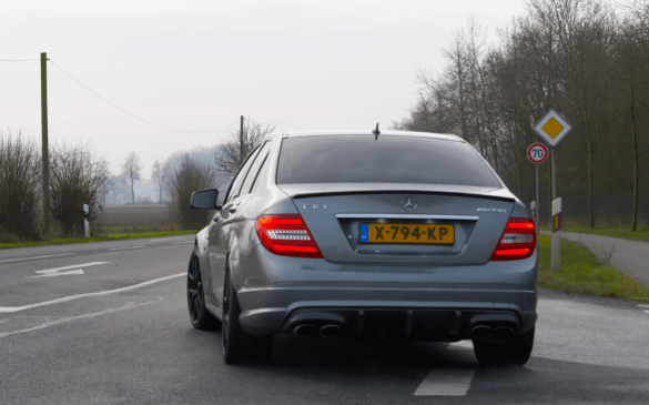 როგორ დადის სინამდვილეში Mercedes C63 AMG (6.2) 